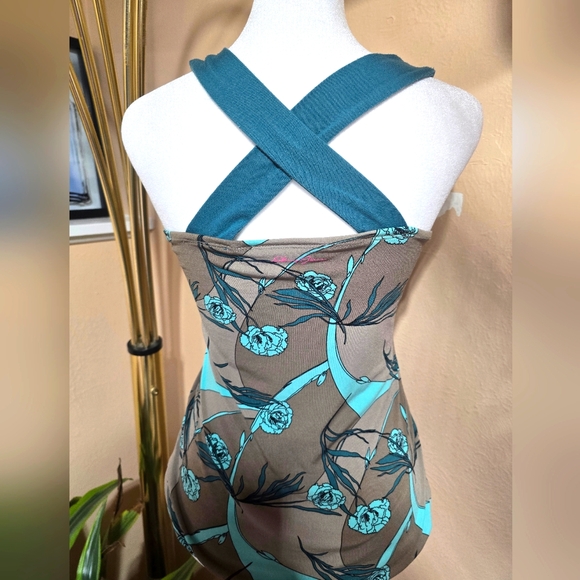 DKNY Floral  Top. Size XS - Picture 2 of 6